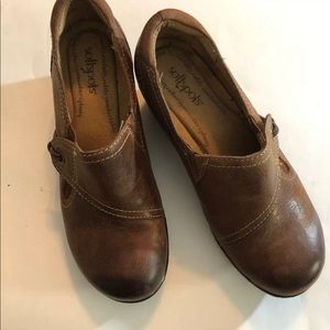 SoftSpots woman’s comfort shoe